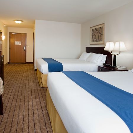Holiday Inn Express & Suites Buffalo, An Ihg Hotel Exterior foto