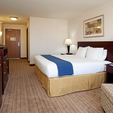 Holiday Inn Express & Suites Buffalo, An Ihg Hotel Exterior foto