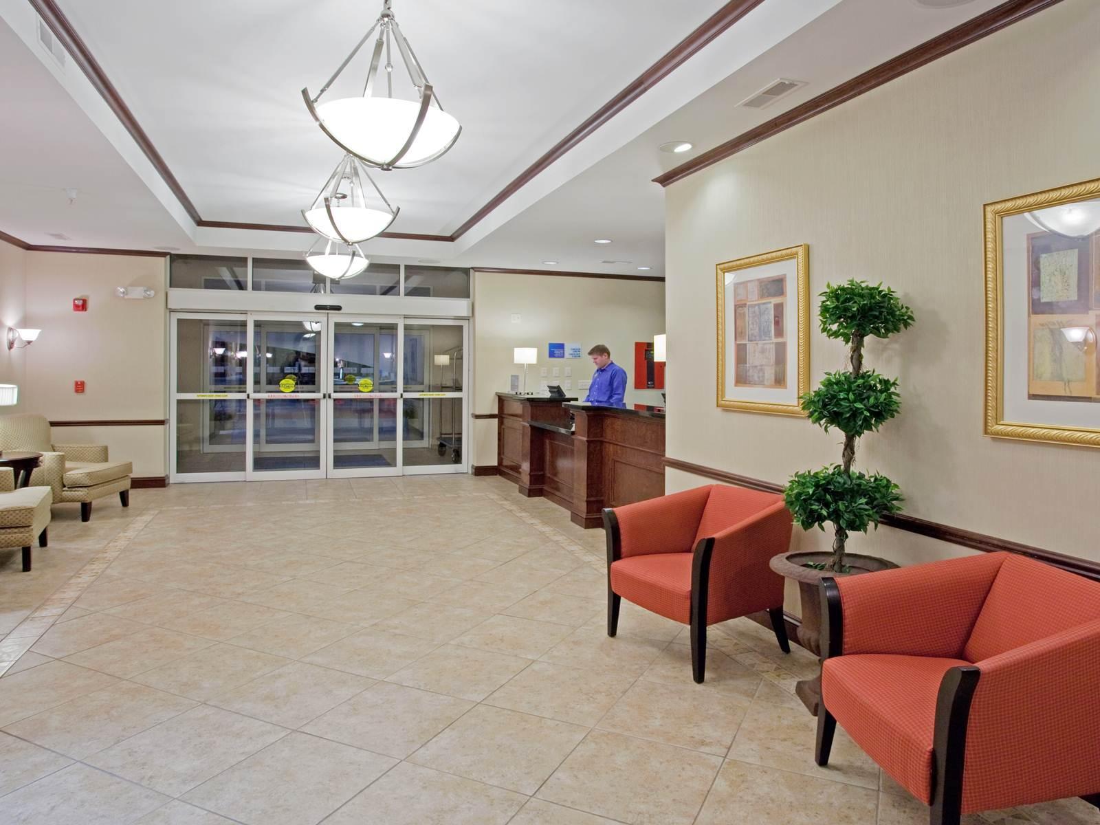 Holiday Inn Express & Suites Buffalo, An Ihg Hotel Exterior foto