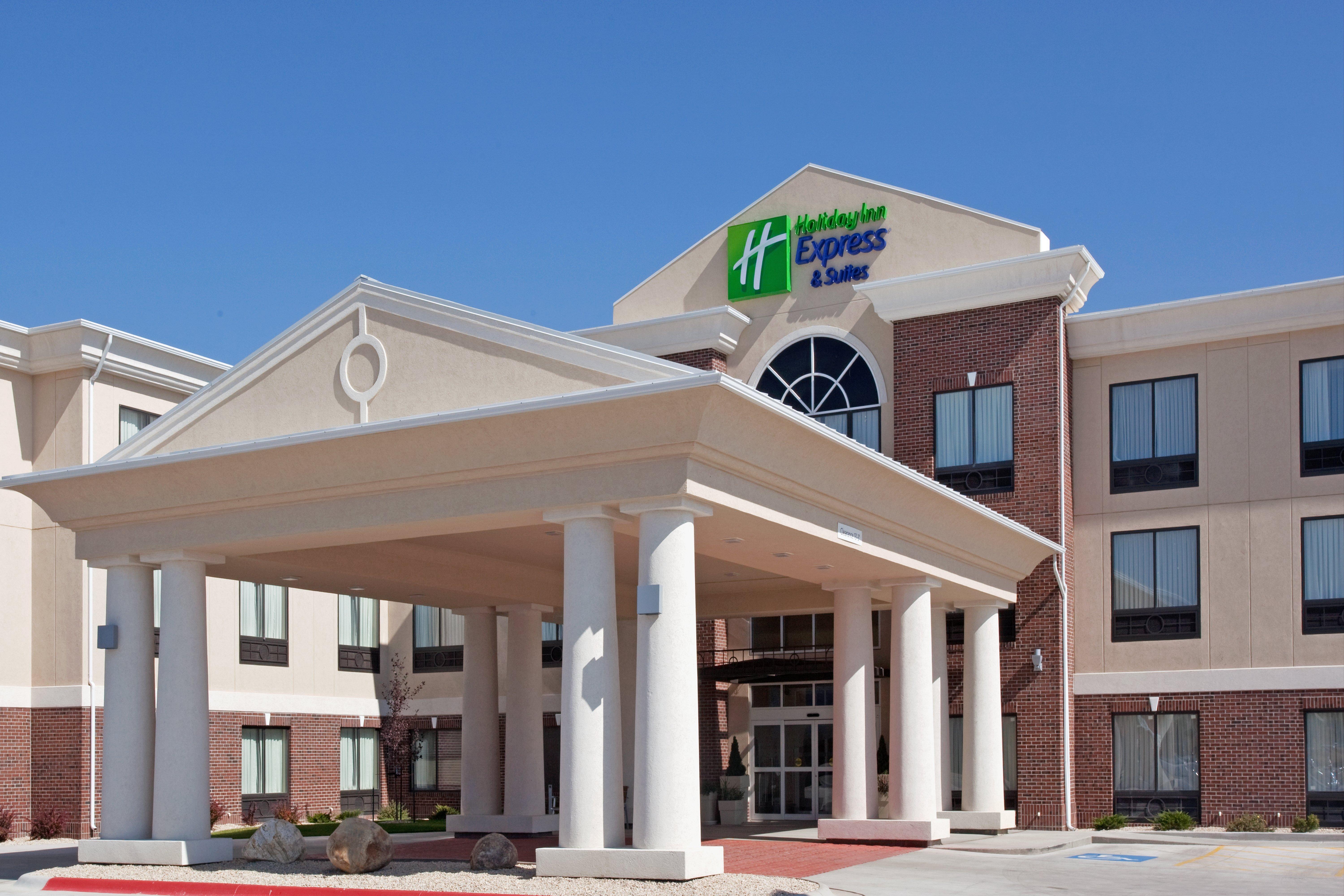 Holiday Inn Express & Suites Buffalo, An Ihg Hotel Exterior foto