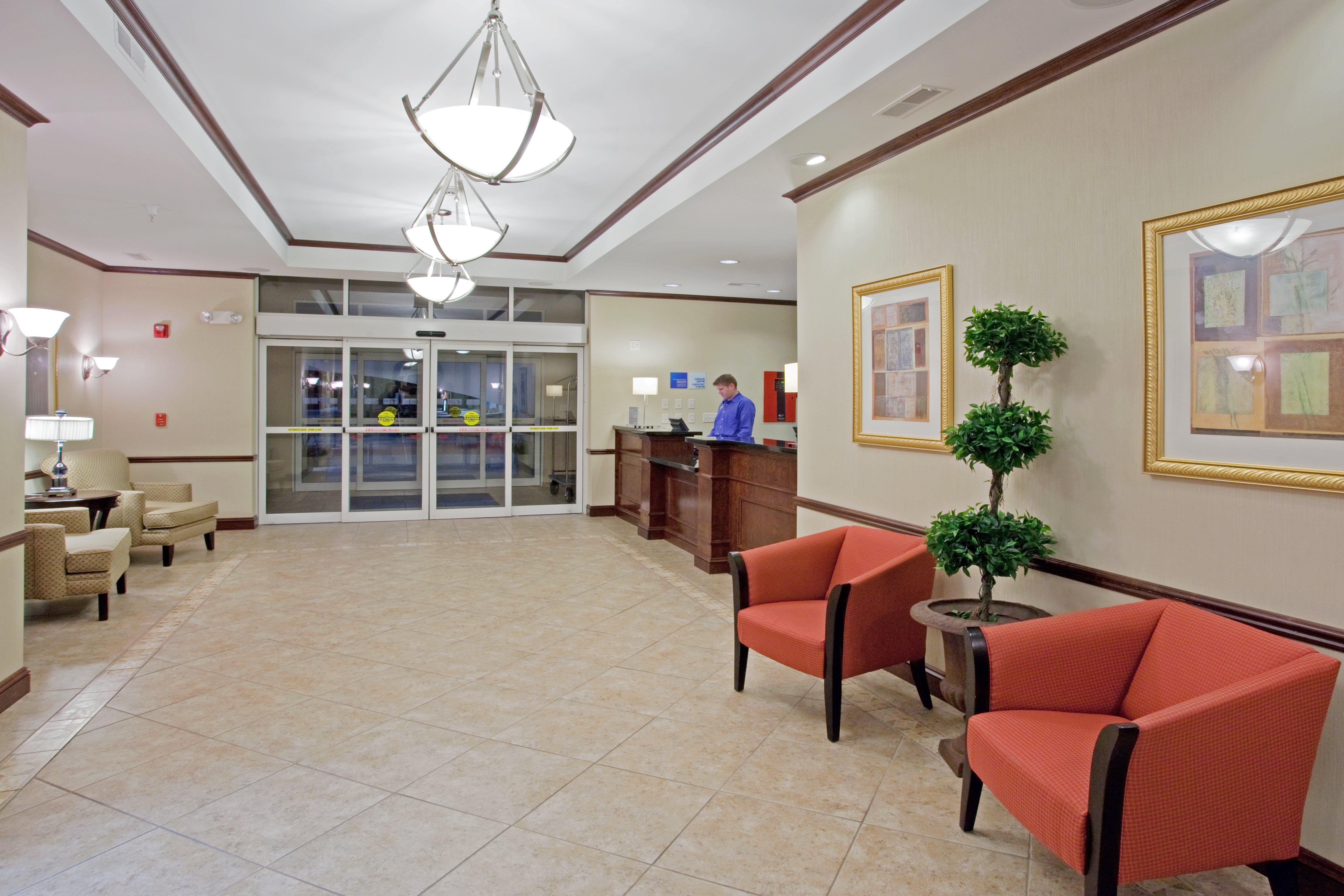 Holiday Inn Express & Suites Buffalo, An Ihg Hotel Exterior foto