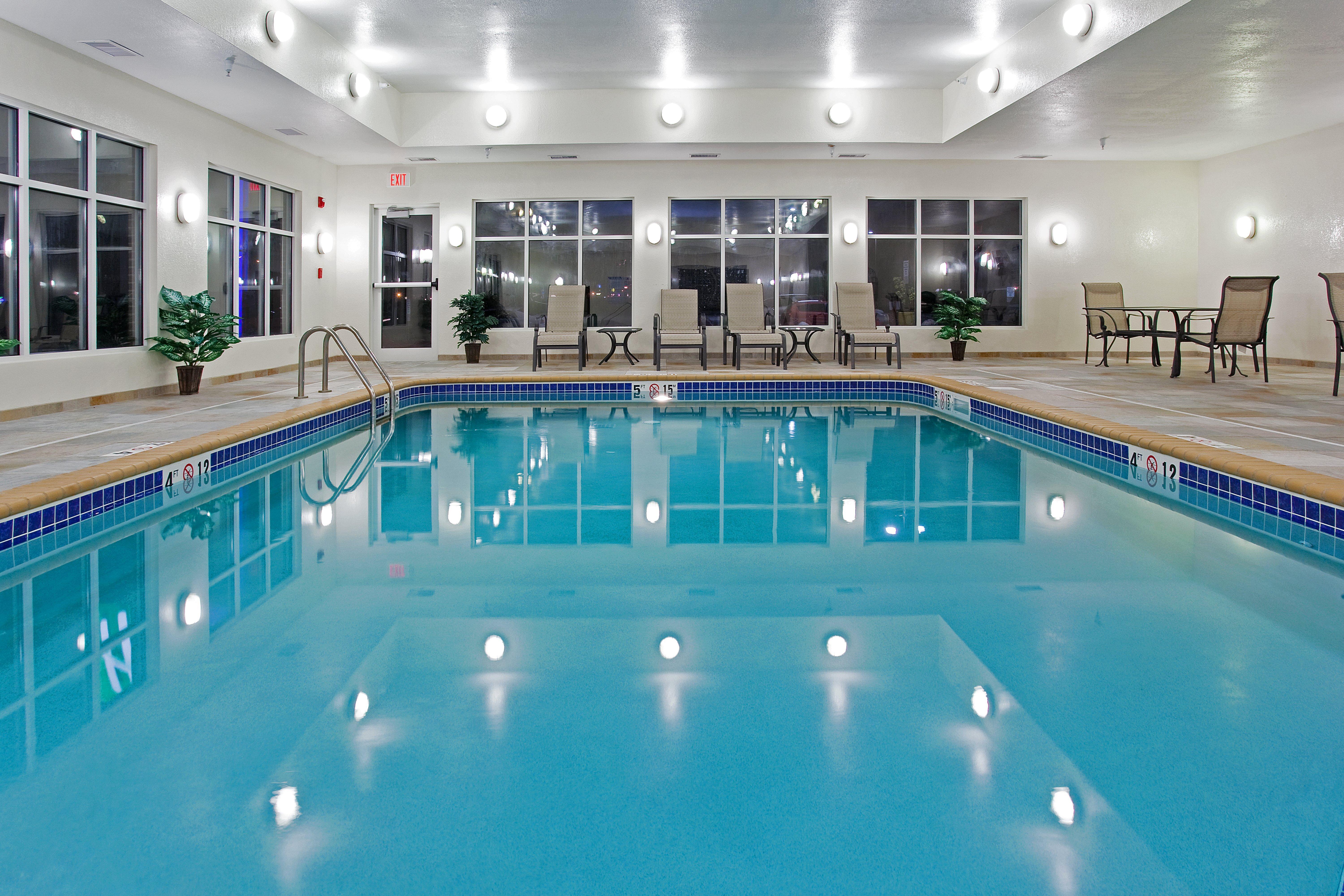 Holiday Inn Express & Suites Buffalo, An Ihg Hotel Exterior foto