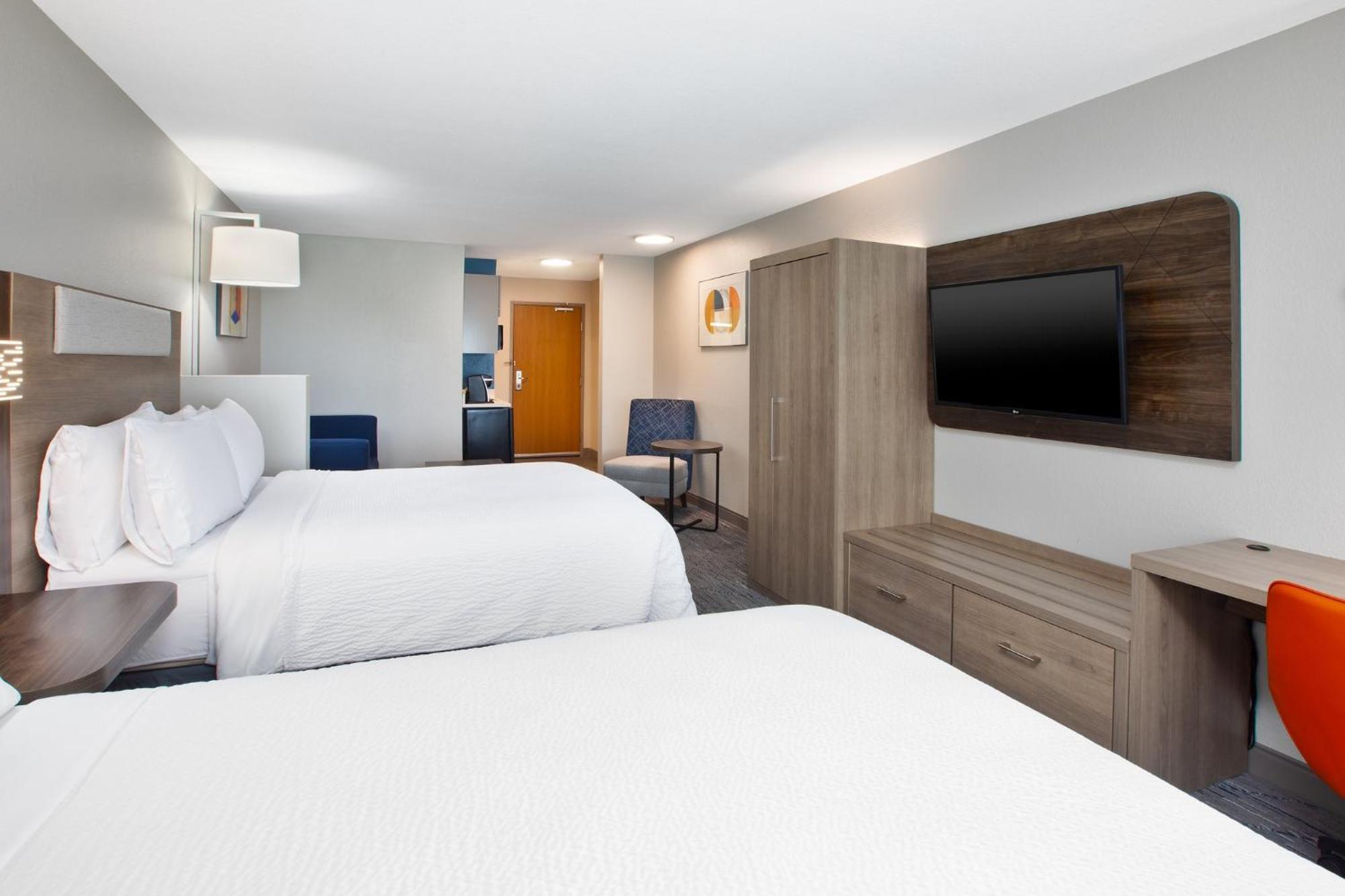 Holiday Inn Express & Suites Buffalo, An Ihg Hotel Exterior foto
